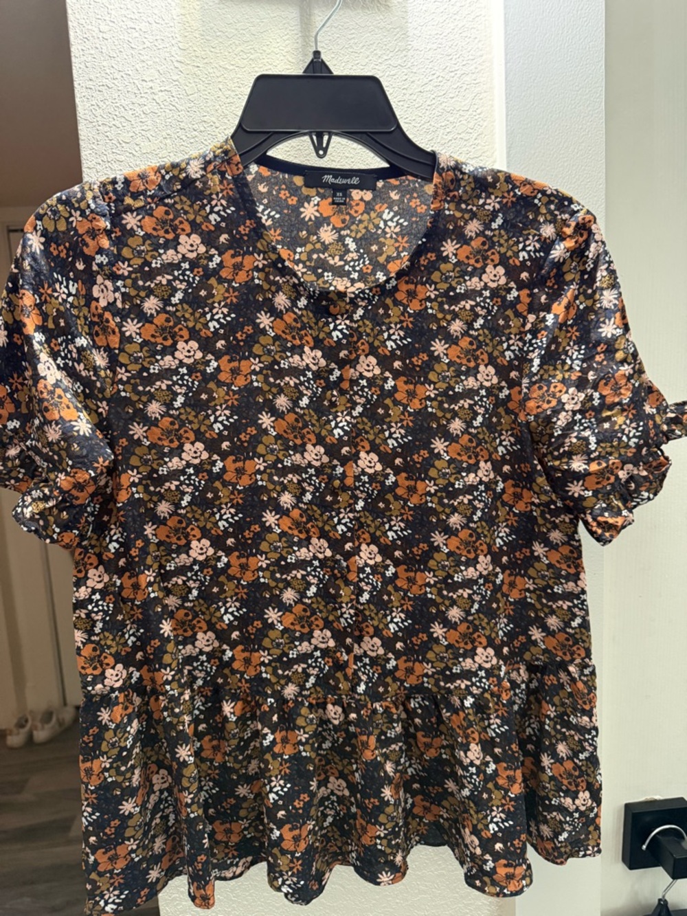Madewell Black Floral Peplum Short Sleeve Blouse
